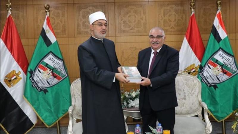 رئيس مجلس الدولة يستقبل مفتي الجمهورية لتقديم التهنئة بتوليه مهام منصبه