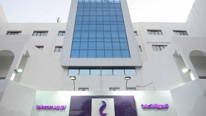 مصادر بالشركة المصرية للاتصالات: جهود مكثفة للفرق الفنية لاستعادة الخدمات