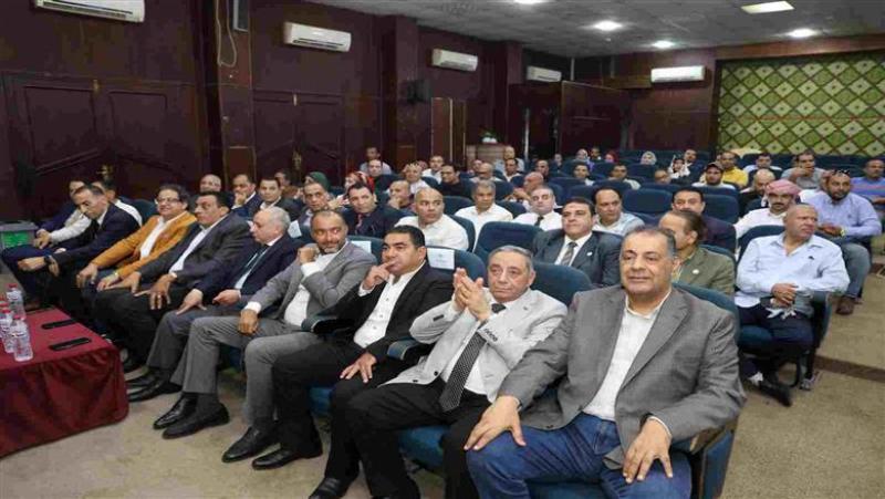 الجبهة الوطنية بالقليوبية يعقد مؤتمرا تنظيميا لدعم مرشحه في انتخابات الشيوخ
