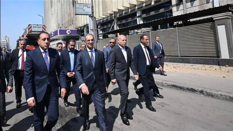 رئيس الوزراء يتفقد سنترال رمسيس ويستعرض تقرير وزير الاتصالات بشأن عودة الخدمات