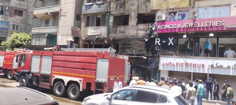 السيطرة على حريق اشتعل بمحل في شارع فيصل بالجيزة