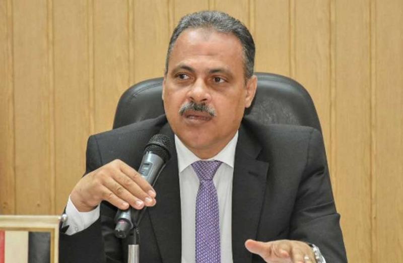 محافظ الشرقية يشيد بالخدمات الصحية بمستشفى ههيا