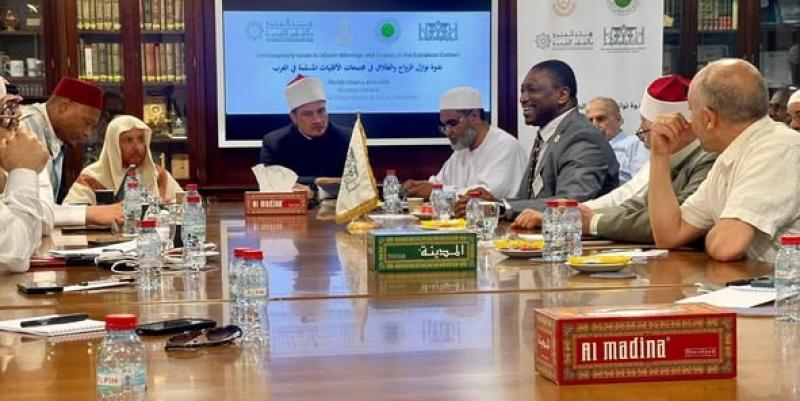 «الأزهر العالمي للفتوى» يعلن من لندن خارطة فقهية في المجتمعات الغربية