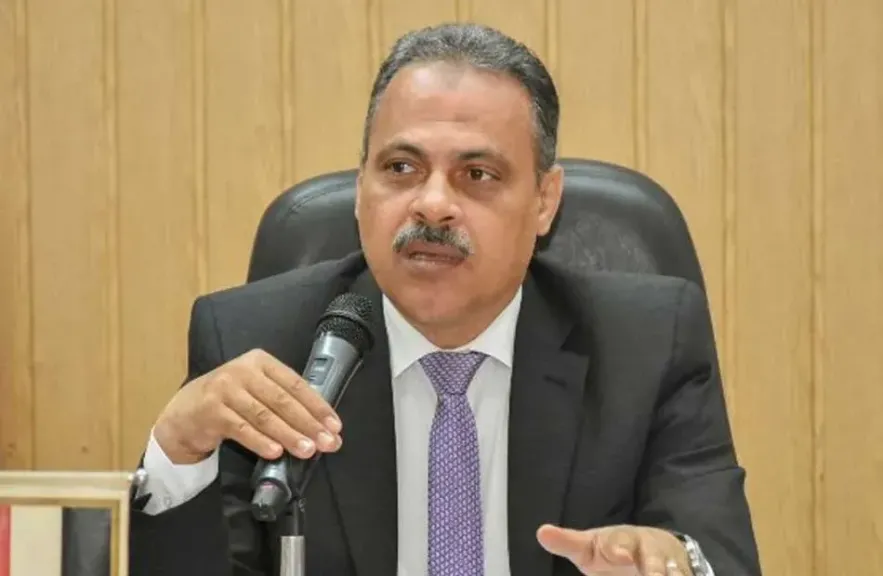 محافظ الشرقية: إحالة 45 موظفا للتحقيق بمركزي الحسينية وفاقوس