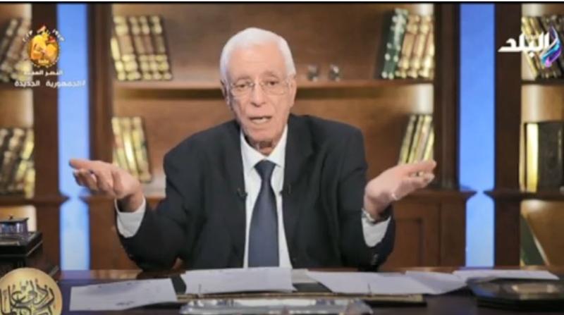 حسام موافي يكشف عن أكثر الأسباب الشائعة للنزيف لدى السيدات