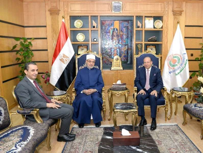 مفتي الجمهورية من جامعة المنصورة: الشباب صمام أمان الوطن.. صور