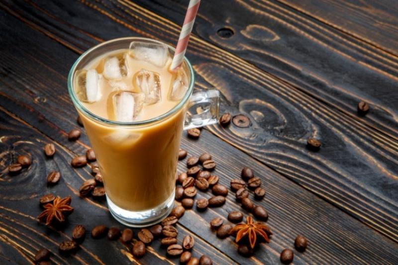 بخطوات بسيطة جدا.. طريقة عمل الآيس كوفي