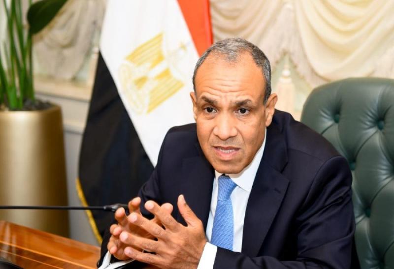 وزير الخارجية يشدد على أولوية ملف البحر الأحمر وسلامة الملاحة البحرية فيه لمصر