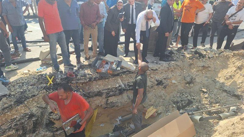 الكهرباء تواصل العمل لإعادة التيار للجيزة بعد انقطاع لمدة 24 ساعة