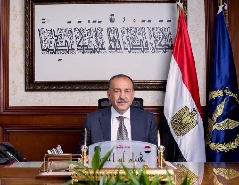 محافظ أسيوط: حلول بديلة لتوصيل الصرف الصحي لمنطقة القاوية رغم انخفاض المناسيب وضيق الشوارع