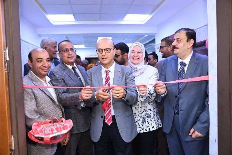 جامعة أسيوط تفتتح قسم الأمراض الصدرية للسيدات| صور