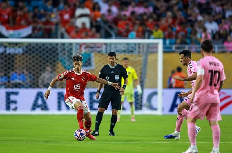 بعد أنباء عودته للزمالك.. شوبير يكشف عن تحرك الأهلي تجاه إمام عاشور