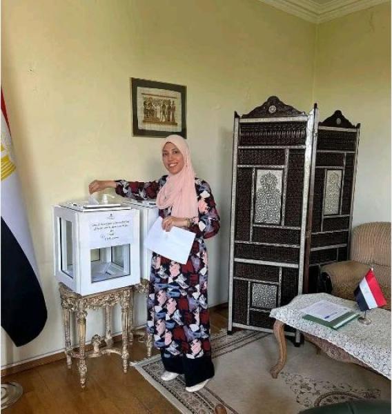 المصريون في أذربيجان يدلون بأصواتهم في انتخابات مجلس الشيوخ