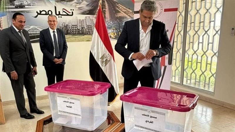 البعثة الدولية للمنظمة العربية لحقوق الإنسان تتابع انتخابات مجلس الشيوخ في 7 محافظات