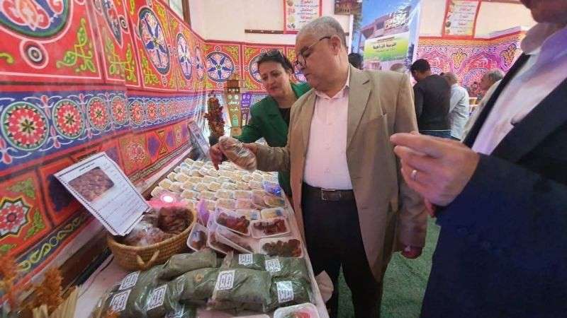 تعليم الأقصر يحصد المركز الثالث على مستوى الجمهورية في مسابقة معرض المنتجات الزراعية