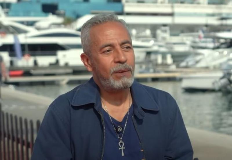 صبري فواز يرفض مصطلح السينما النظيفة: الفن أرق من إننا نحمله مسئولية مدارس معلمتش وبيوت مربتش