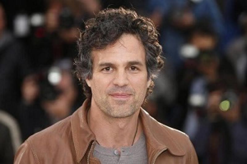 بعد 14 سنة.. مارك رافالو يعود لتجسيد البطل الخارق The Hulk في الجزء الرابع من Spider man