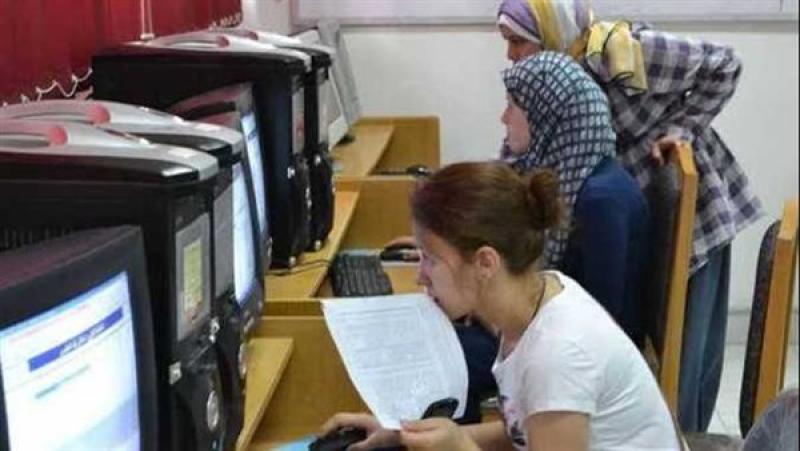 الأماكن الشاغرة لطلاب تنسيق المرحلة الثانية 2025.. وزير التعليم العالي يعلن التفاصيل