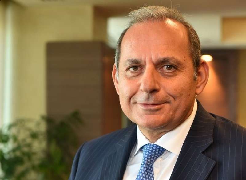 هشام عكاشه: مشاركة بنك مصر في تمويل المشروعات العقارية تعد استكمالاً لدوره الرائد في دعم الاقتصاد المصري