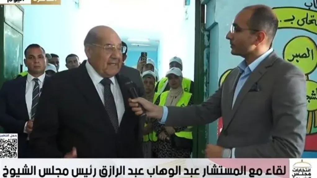رئيس مجلس الشيوخ: الإقبال على الانتخابات مبشّر جدًا.. مشاركة المصريين رائعة