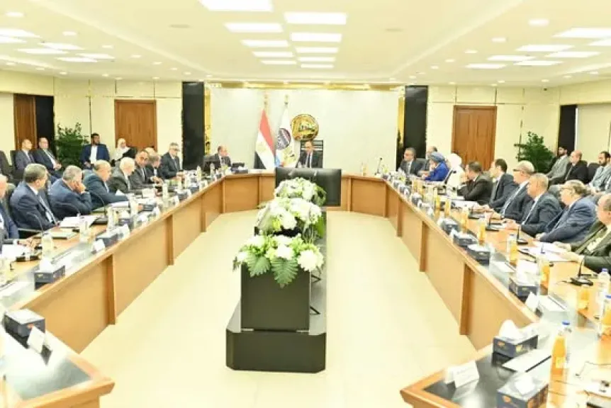«عمومية القابضة للتشييد»: 33.4 مليار جنيه إيرادات مستهدفة.. وصافي ربح متوقع 4.7 مليار جنيه