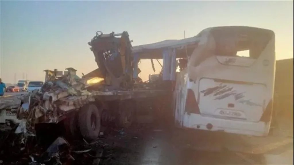 ارتفاع عدد ضحايا حادث تصادم طريق الكريمات لـ9 حالات وفاة و44 مصابًا