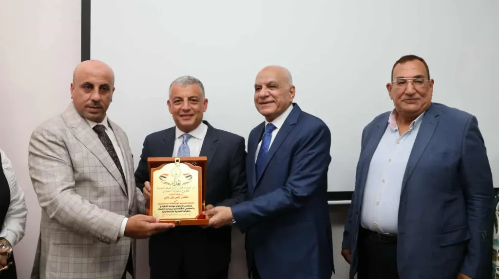 محافظ الإسماعيلية يشهد المنتدى الاقتصادي الأول للغرف التجارية بالتزامن مع مهرجان المانجو