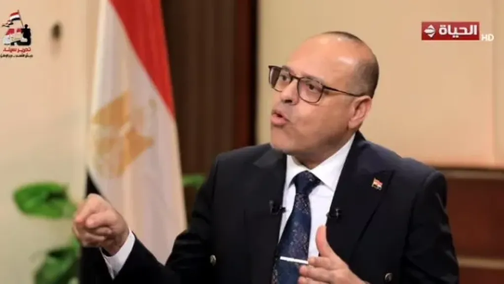وداعًا لـ«استمارة 6».. وزير العمل: حل جذري لاستقالات الإكراه.. «التسوية بالتراضي» تدخل حيز التنفيذ