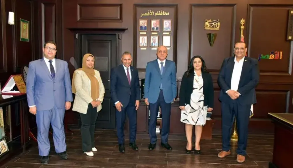 وفد من بنك مصر يبحث مع محافظ الأقصر التعاون في مبادرات التثقيف والشمول المالي وريادة الأعمال