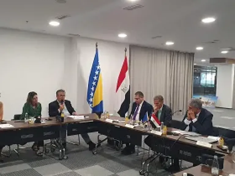 وزير السياحة يبحث في البوسنة والهرسك سبل زيادة الحركة الوافدة إلى مصر