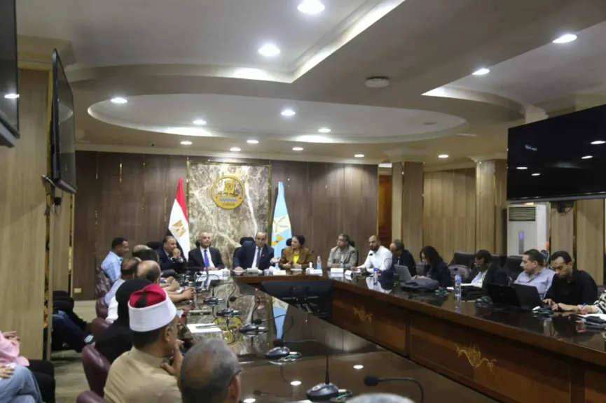 محافظة كفرالشيخ: استعدادات مبكرة لمجابهة نوبات تلوث الهواء الحادة المنتجة للسحابة السوداء
