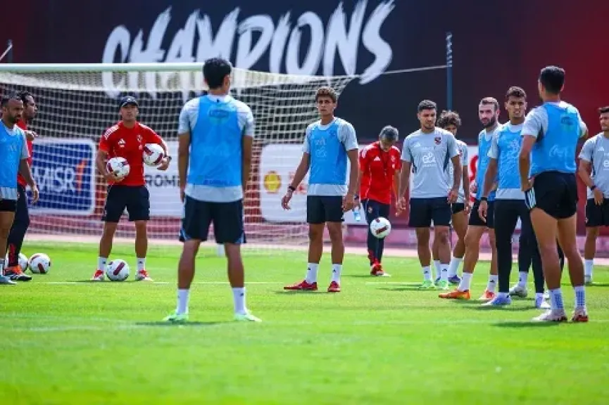 الأهلي يواصل تدريباته استعدادا لمواجهة فاركو في الدوري