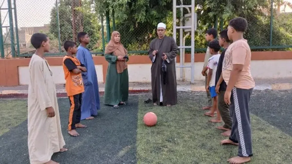 مبادرة ”من حقنا نعيش” تنظم ندوة توعوية بمركز شباب الرياينة بالأقصر