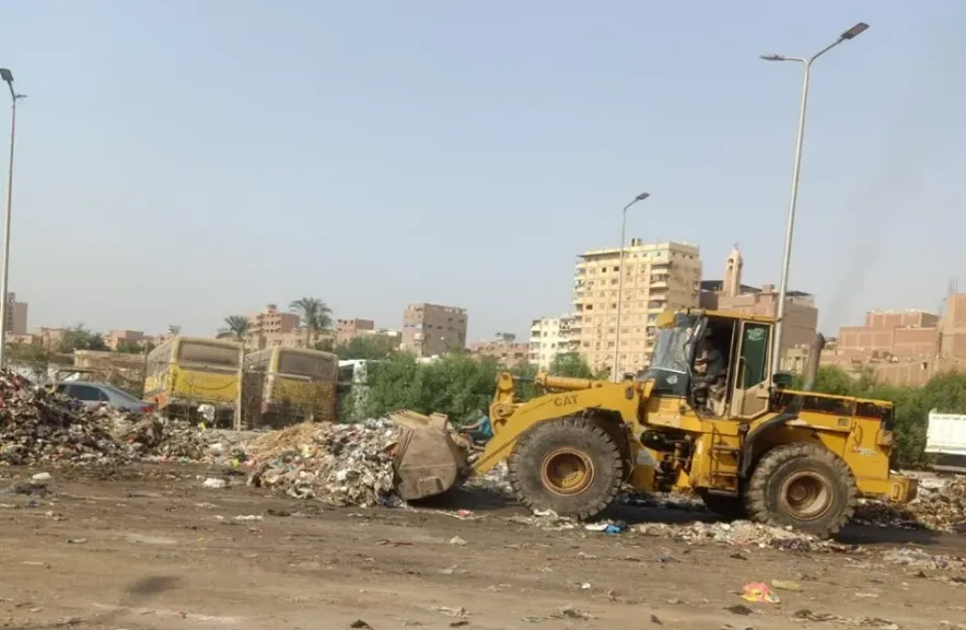 البيئة توجه برفع المخلفات من الخصوص والهرم| صور