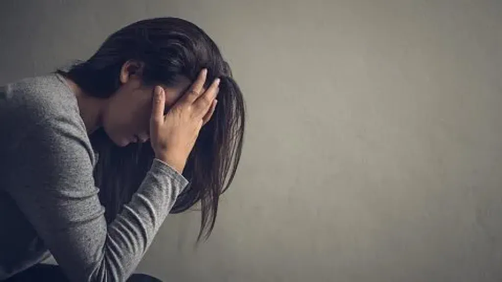 تحتاج لتدخل فوري.. أخصائي نفسي تحذر من تلك العلامات لدى الأطفال والمراهقين