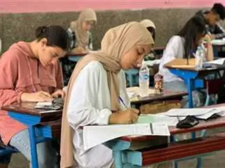 منع الموبايل للطلاب والملاحظين بلجان امتحانات الدور الثاني للثانوية العامة 2025
