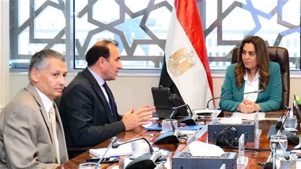 منال عوض تلتقي فريق عمل برنامج الأمم المتحدة الإنمائي لبحث نتائج التعاون
