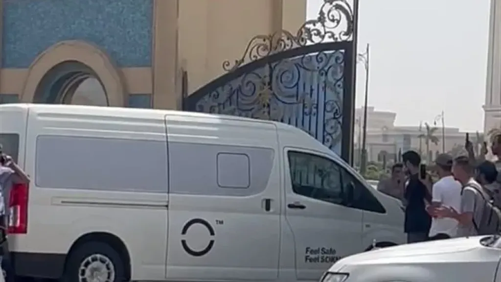 وصول جثمان مدير التصوير تيمور تيمور إلى مسجد المشير طنطاوي