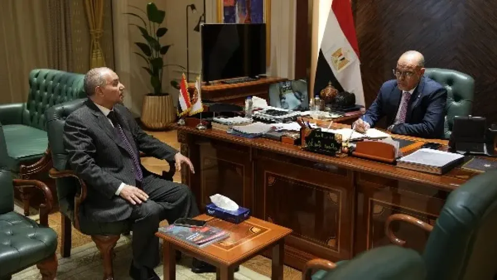 وزير العمل يبحث توفير فرص عمل للشباب المصري بالقصيم السعودية