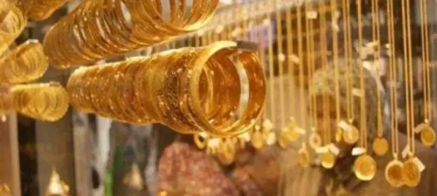 سعر الذهب في التعاملات المسائية اليوم الجمعة 22-8-2025