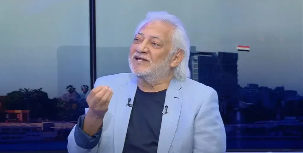 نقيب الممثلين يكشف تطورات الحالة الصحية للفنان سامح الصريطي