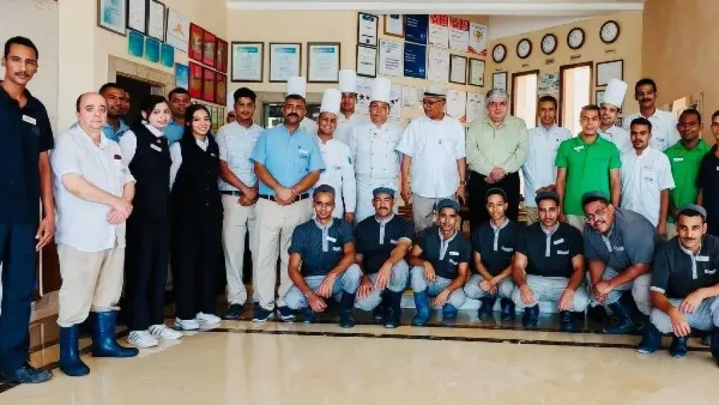 مطار مرسى علم يستقبل 184 رحلة دولية على مدار أسبوع