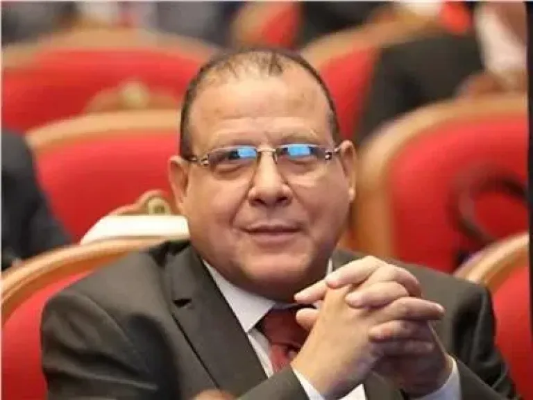 مجدي البدوي: عمال مصر يقفون صفا واحدا خلف الدولة.. والشفافية في التعامل مع حادث ميناء دمياط تؤكد قوة المؤسسات