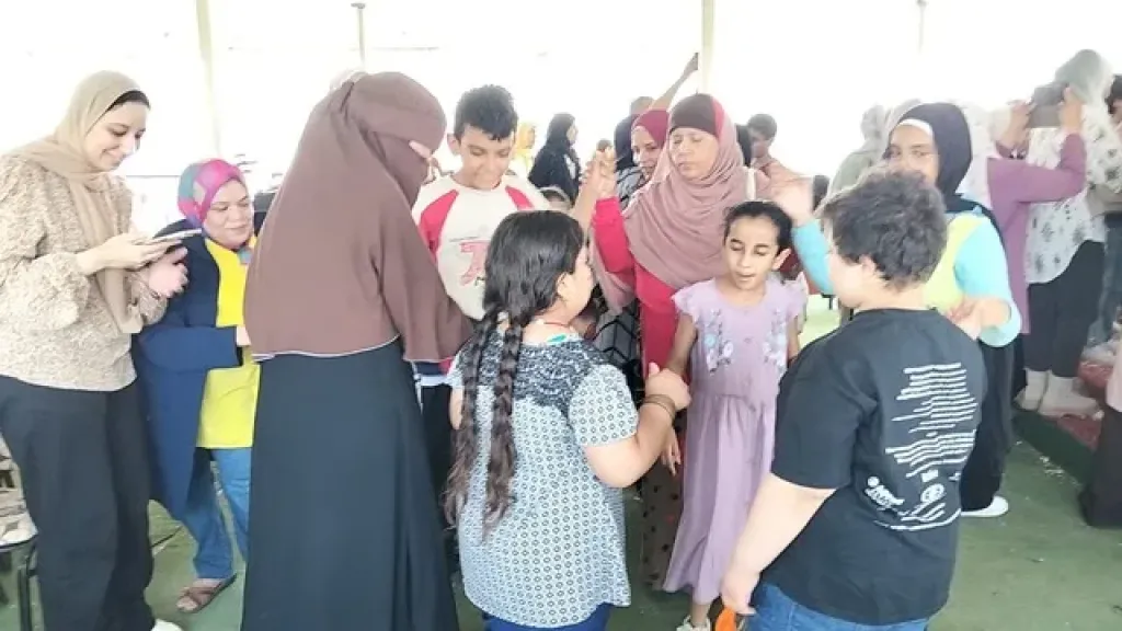 محافظ أسيوط يؤكد دعمه الكامل لذوي الهمم ويوجه باستمرار الأنشطة الترفيهية