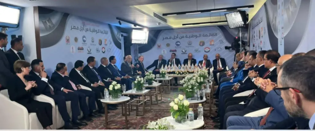 حزب المؤتمر: تماسك الشعب المصري أسقط مخططات جماعة الإخوان