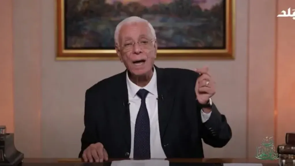 لا يمكن تشخيصه إلا بالمنظار.. حسام موافي يكشف أعراض القولون التقرحي