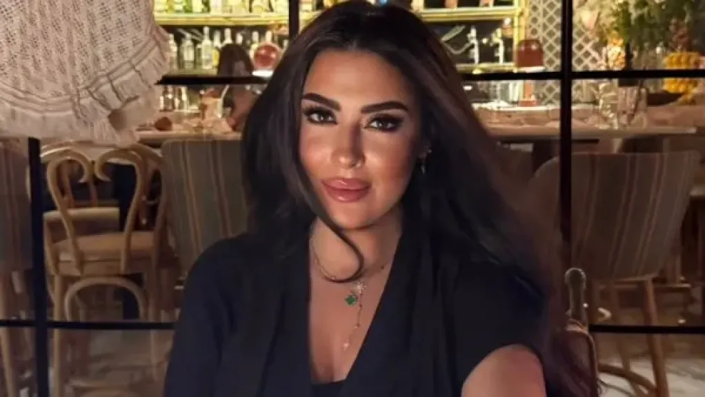 ميرنا نور الدين تخطف أنظار جمهورها في أحدث ظهور