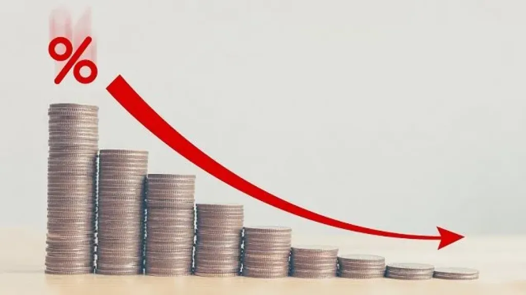 خبير اقتصادي: كل خفض 1% للفائدة يوفر 80 مليار جنيه لموازنة الدولة