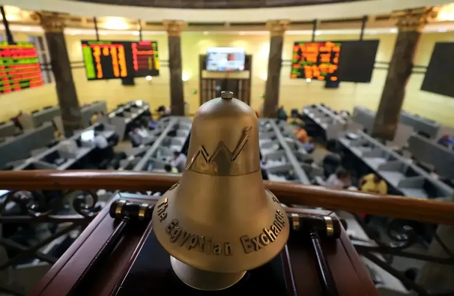 الارتفاع يخيم على مؤشرات البورصة المصرية في بداية تعاملات الأسبوع