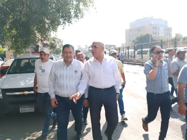 نائبا محافظ القاهرة يتفقدان موقف أحمد حلمي